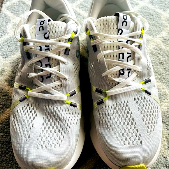 On Running ClpudSurfer - Picture 1 of 3